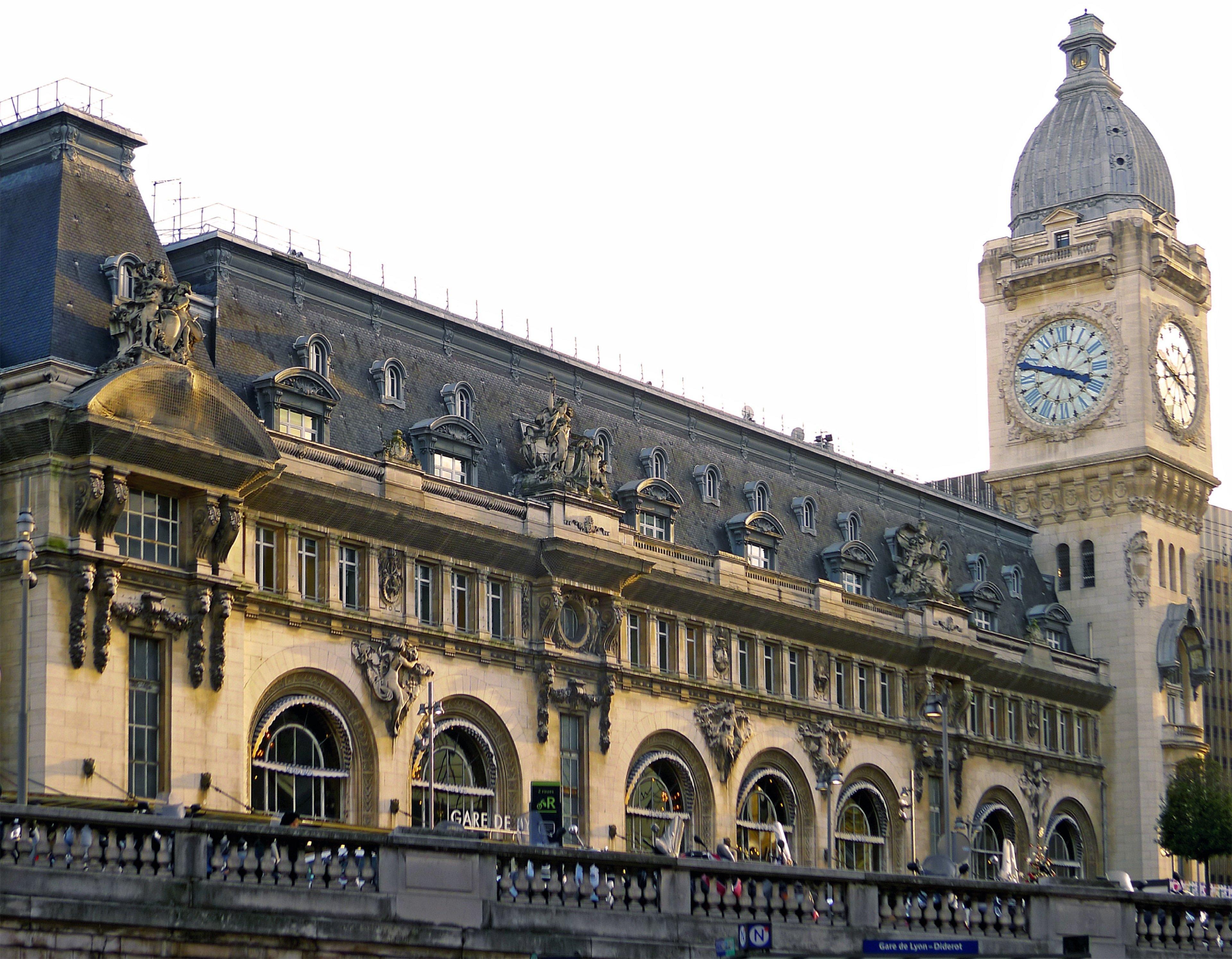 Holiday Inn Paris - Gare De Lyon Bastille, An Ihg Hotel Zewnętrze zdjęcie